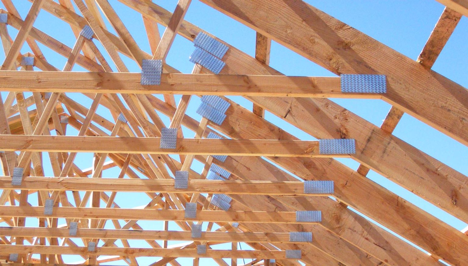 Frames & Trusses – PRE CUT CONSTRUCTION LTD